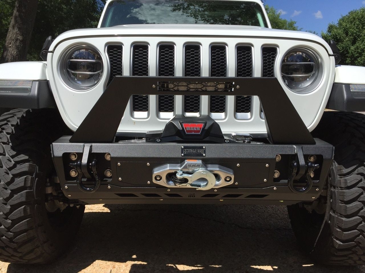 Bodyguard Bumpers Stubby Front Bumper for Jeep JL - Mod My Wrangler